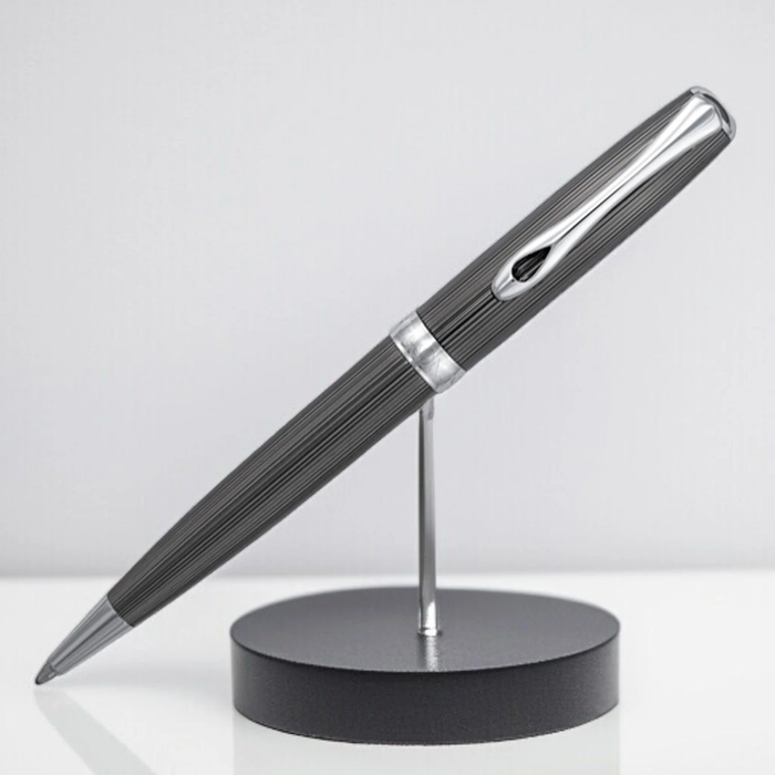 Diplomat Excellence A2 Guilloche Black CT Ballpoint Pen D40222040
