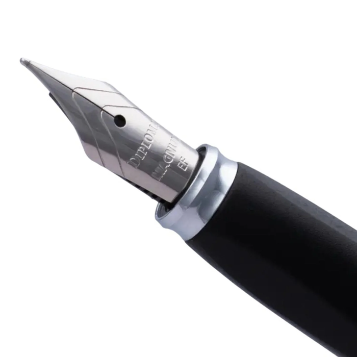 Diplomat Magnum Soft Touch Matt Chrome  Nib Section