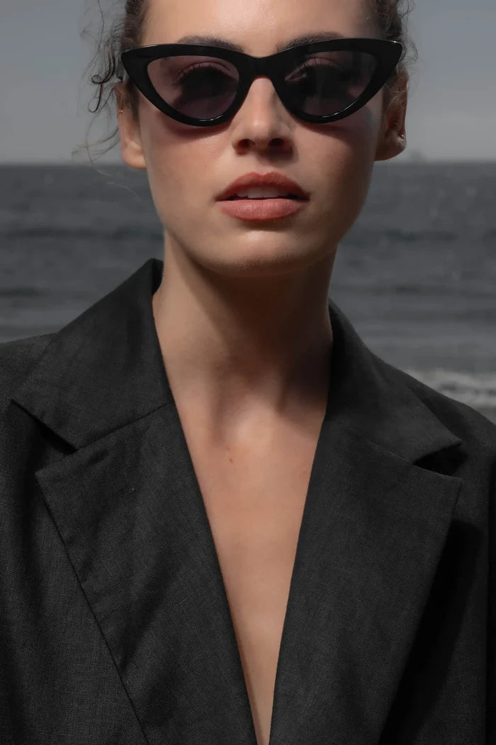 Dolce Frame - Black - Heidi Merrick