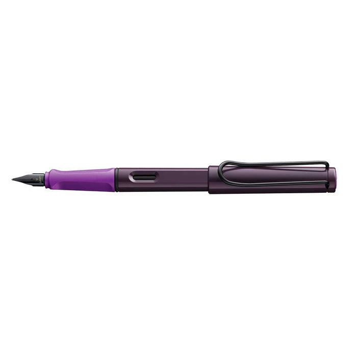 Pre Owned Lamy Safari Blackberry Violet Fountain Pen Fine