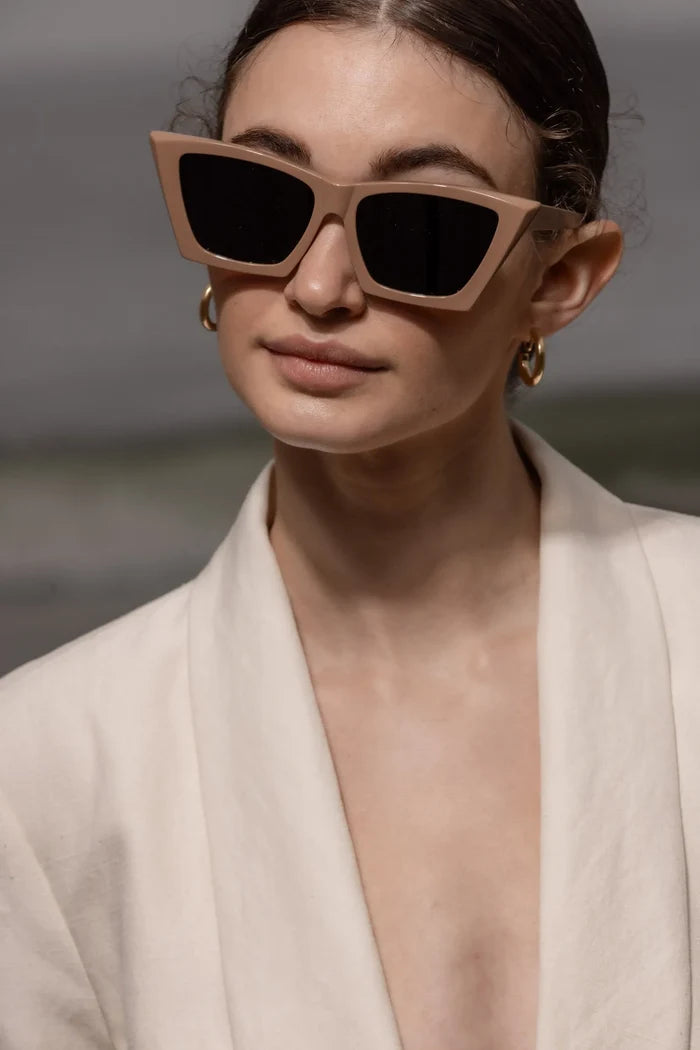 Summerland Frame - Nude - Heidi Merrick